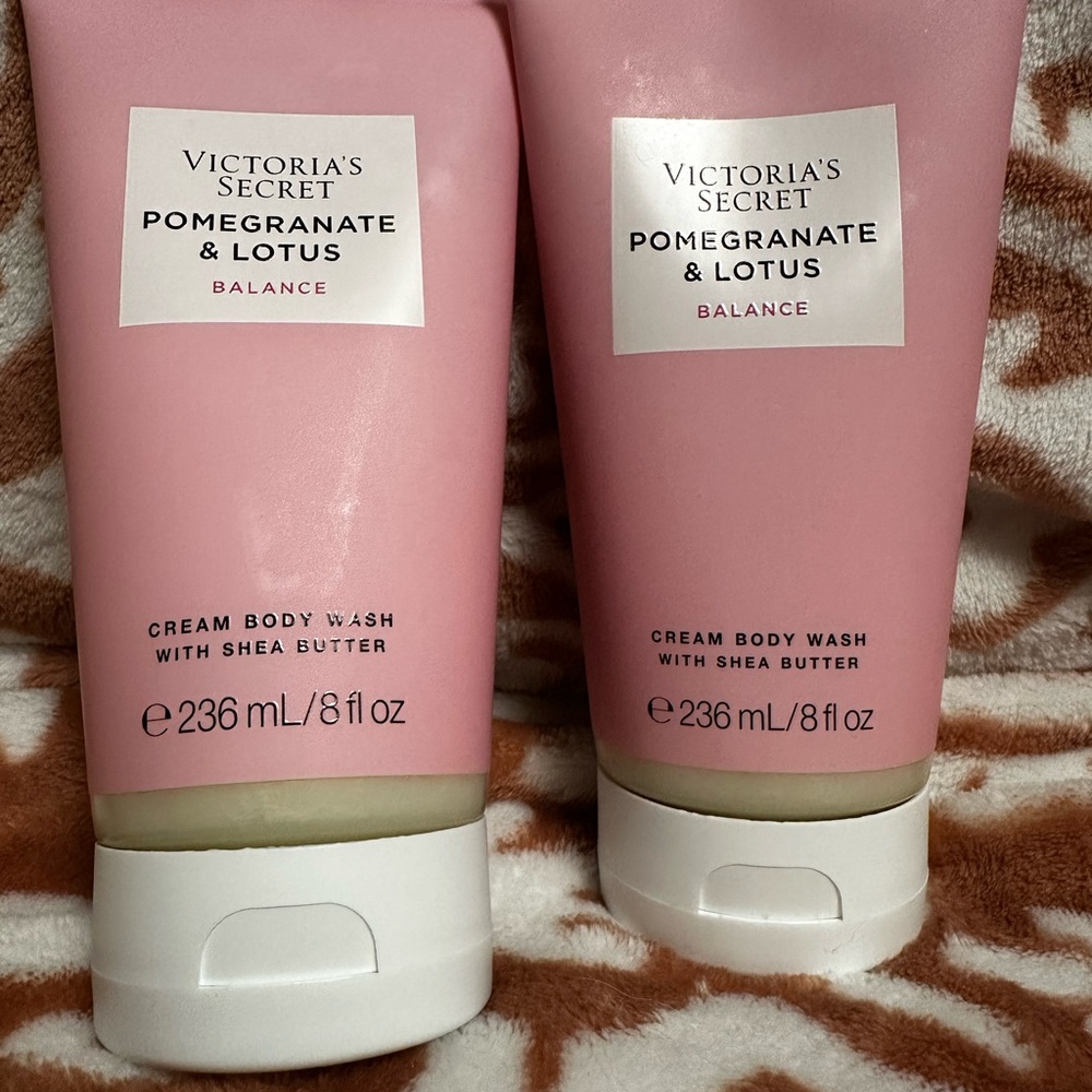 Victoria's Secret Pomegranate and Lotus Body Wash